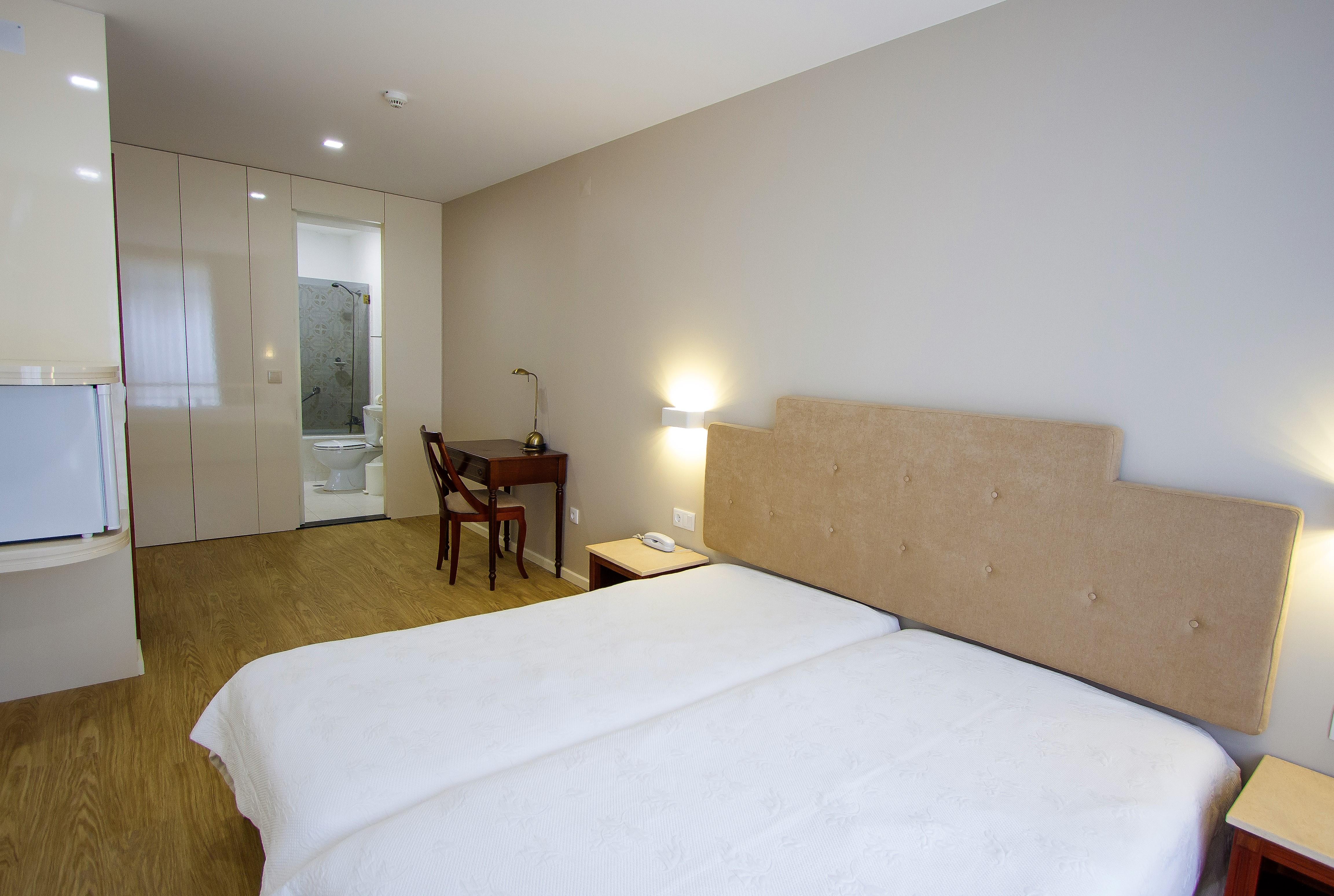 Hotel Avenida Повуа-ди-Варзин Экстерьер фото