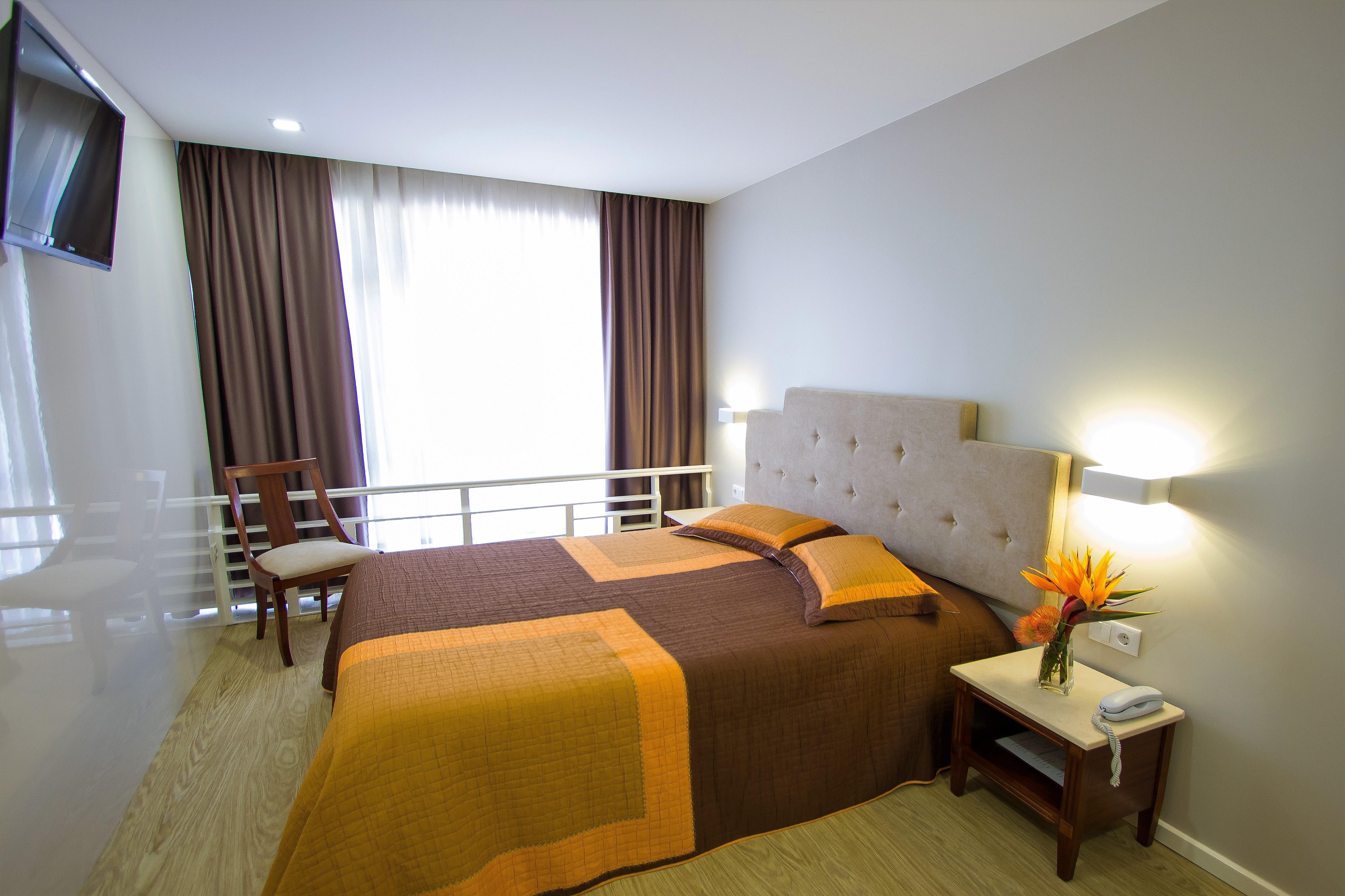 Hotel Avenida Повуа-ди-Варзин Экстерьер фото