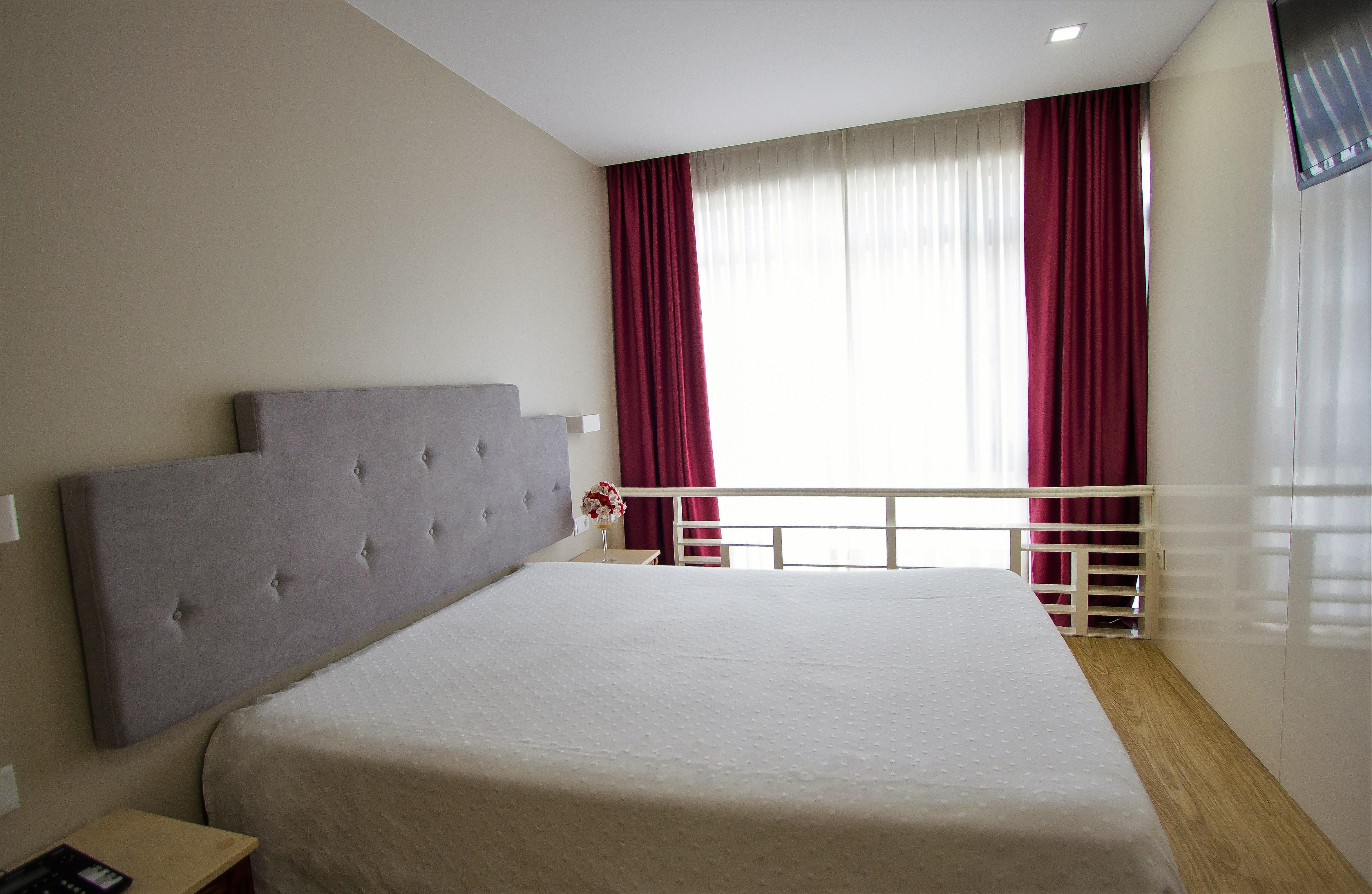 Hotel Avenida Повуа-ди-Варзин Экстерьер фото