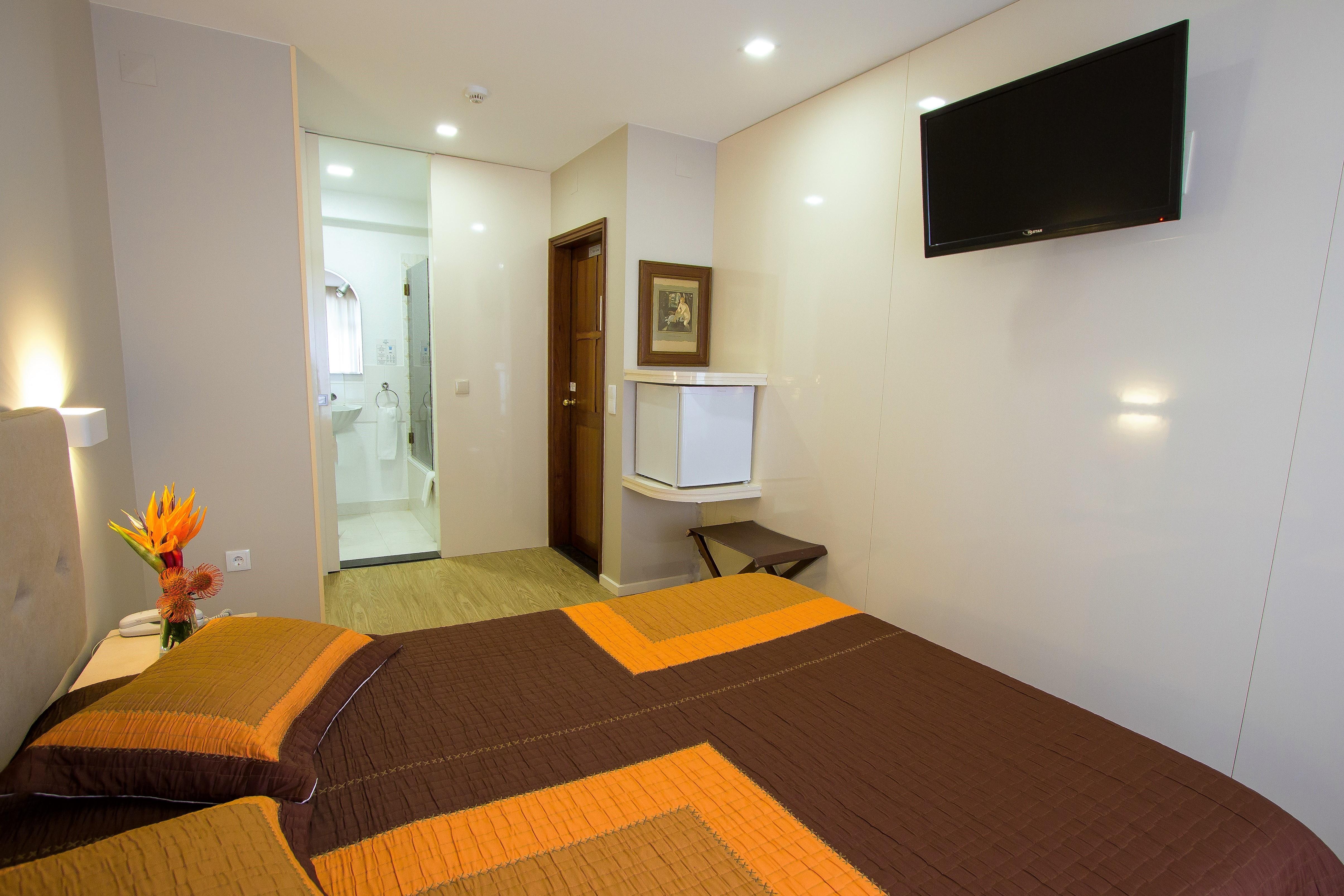 Hotel Avenida Повуа-ди-Варзин Экстерьер фото