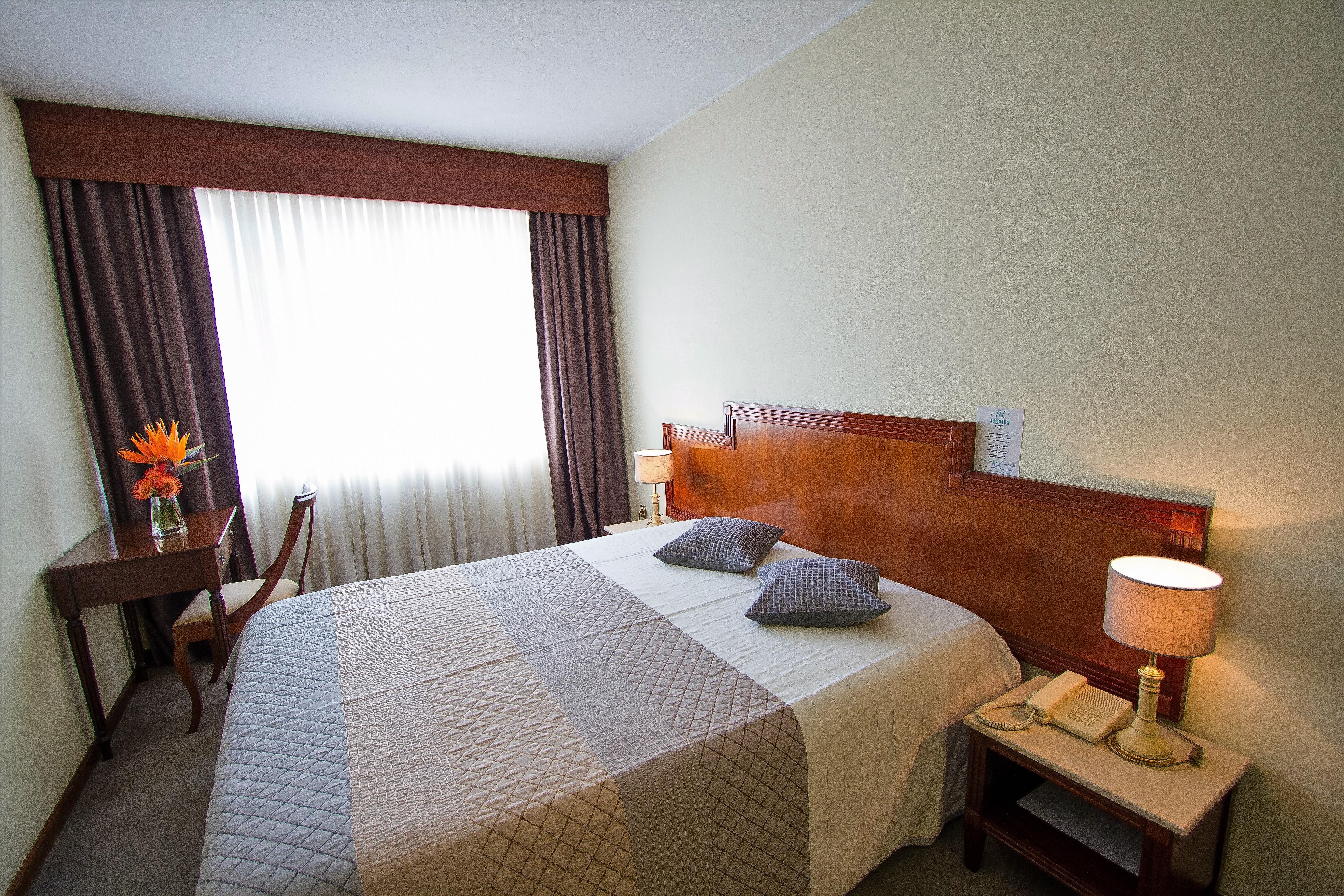 Hotel Avenida Повуа-ди-Варзин Экстерьер фото
