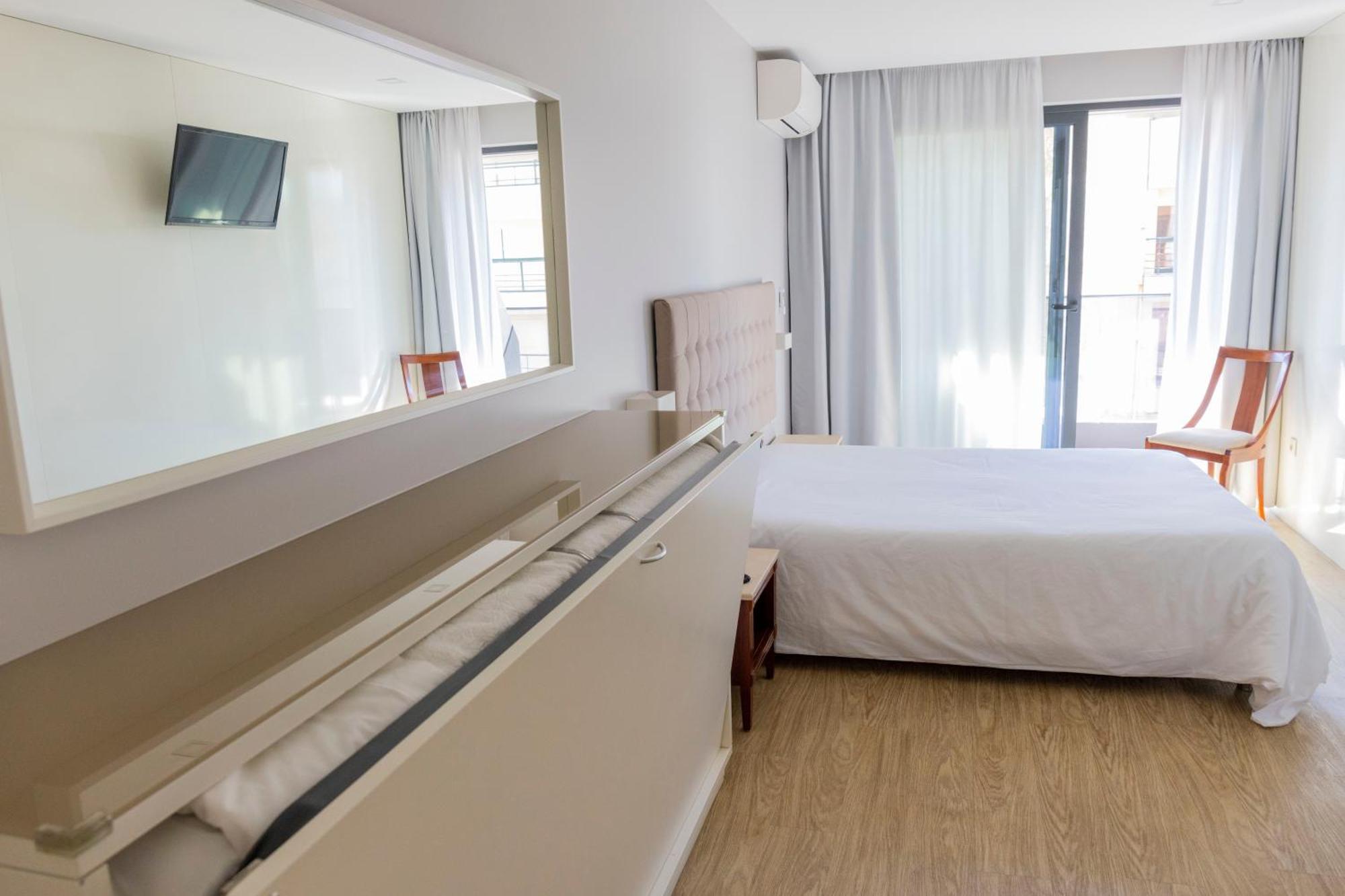Hotel Avenida Повуа-ди-Варзин Экстерьер фото